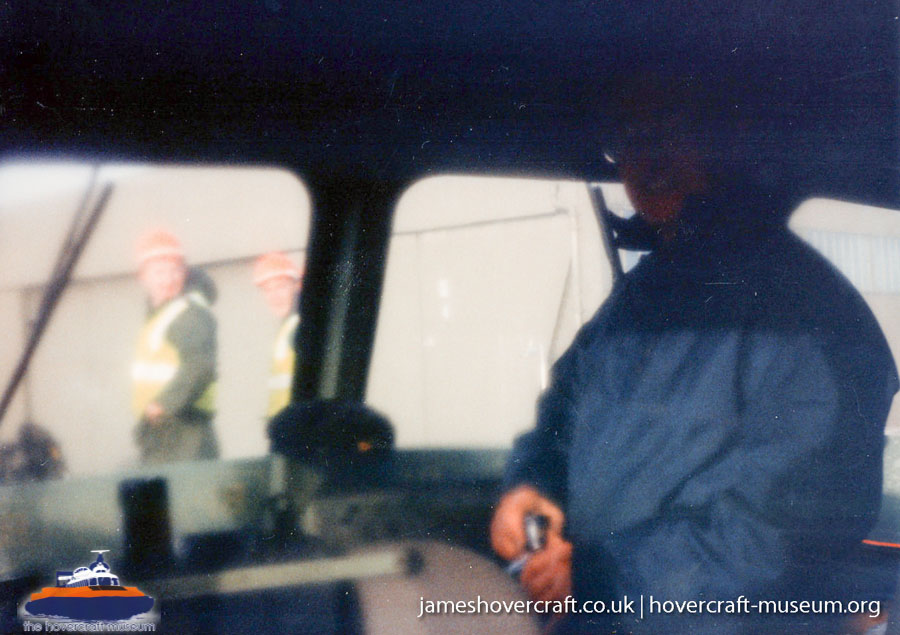 BH7 being moved to The Hovercraft Museum -  (credit: The <a href='http://www.hovercraft-museum.org/' target='_blank'>Hovercraft Museum Trust</a>).